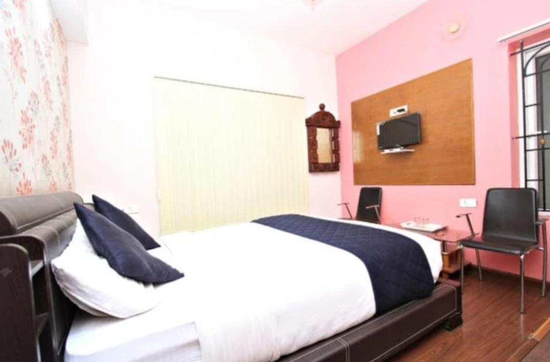 Savi'S Home Stay Ooty Chambre photo